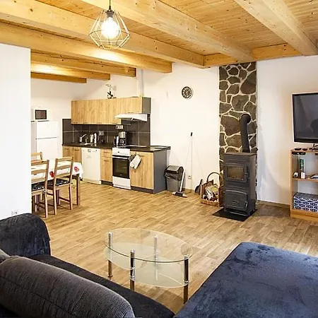 Chaty Dvoriste Lomnice nad Luznici Exterior photo